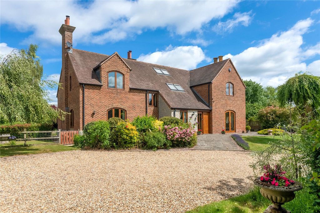 Property photo 1 of 16 Picture No. 03