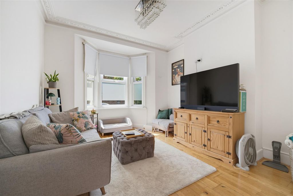 Property photo 2 of 10 27A Lbr Recp.Jpg
