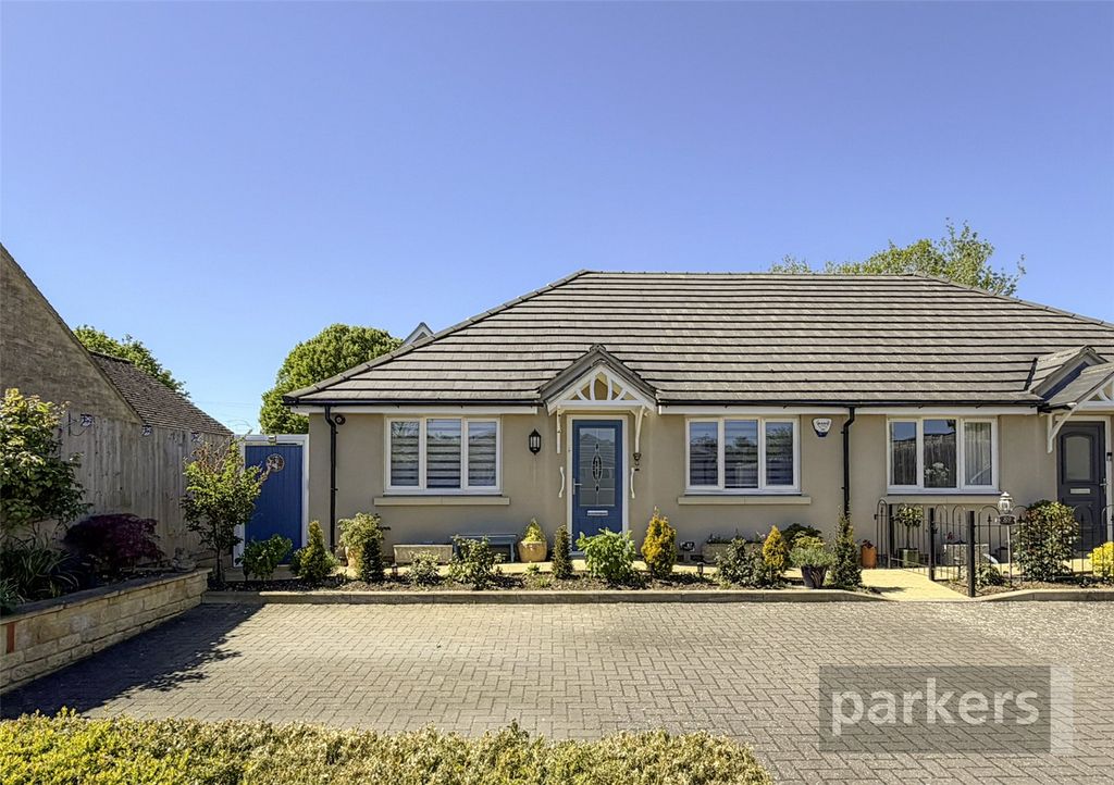 Property photo 1 of 14 Front External