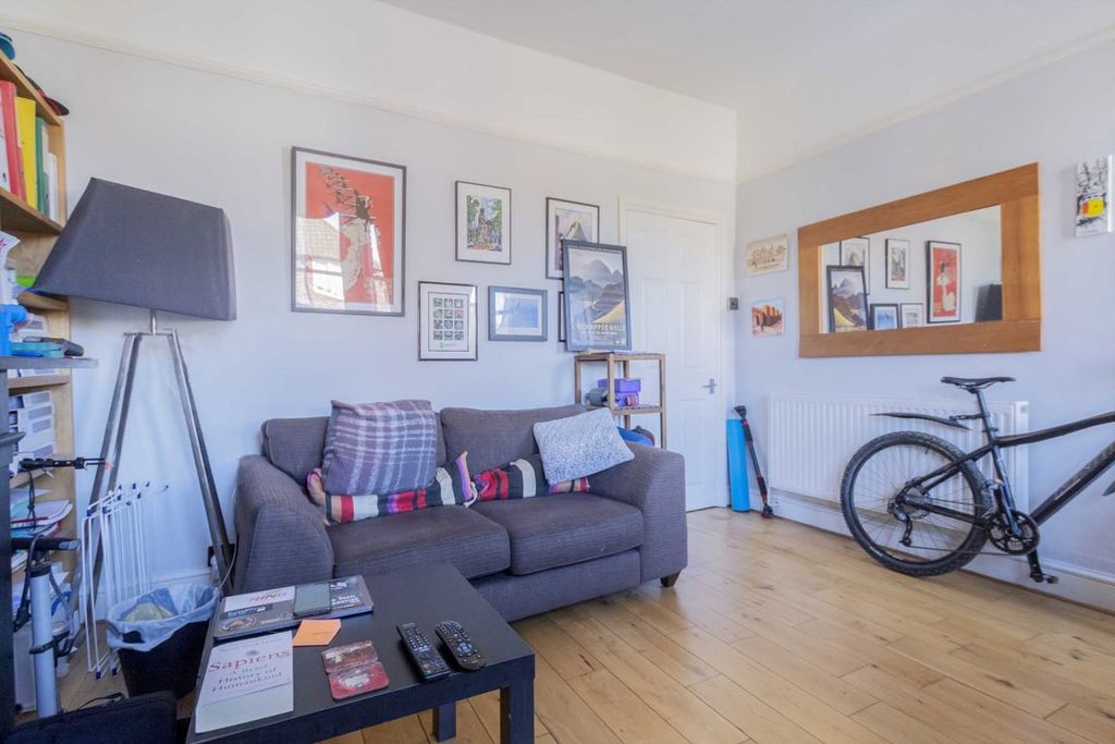 Property photo 2 of 5