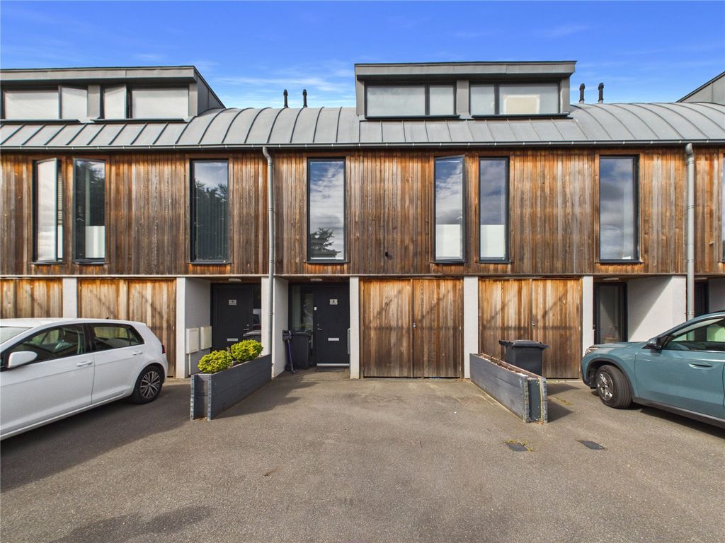 Property photo 1 of 33 Picture No. 62