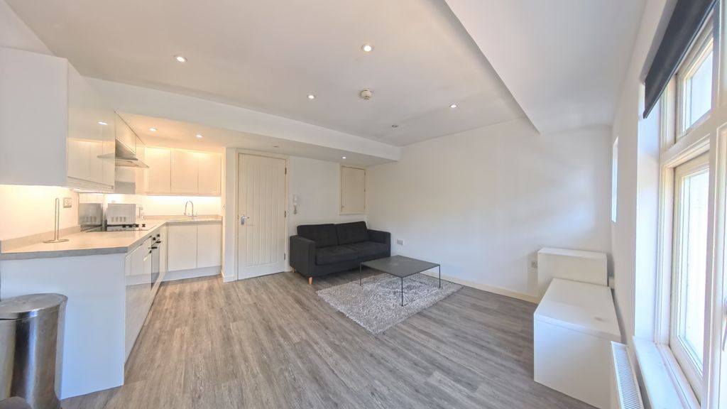 Property photo 1 of 5