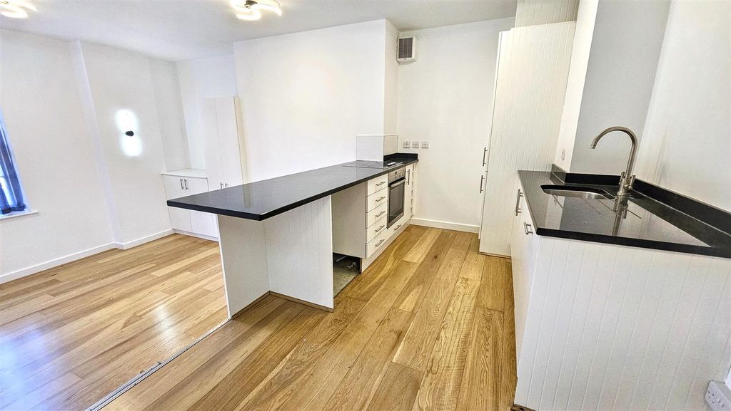 Property photo 2 of 11 20260402_094331.Jpg