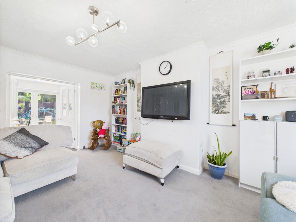 Property photo 2 of 13 Sitting Room