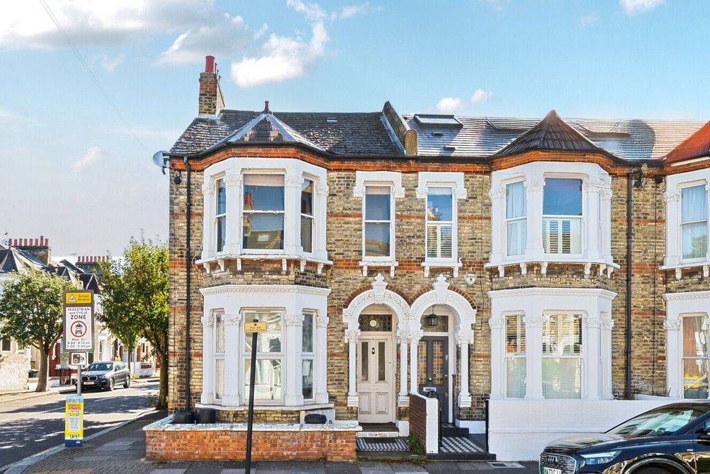 Property photo 1 of 17 Picture No. 04