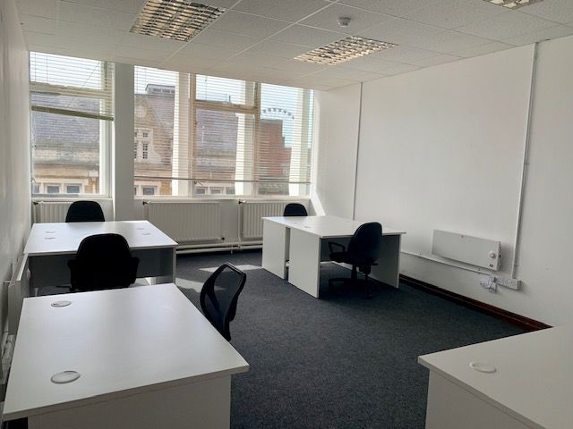 Property photo 3 of 6 Chapel House Serviced Office Worthing 