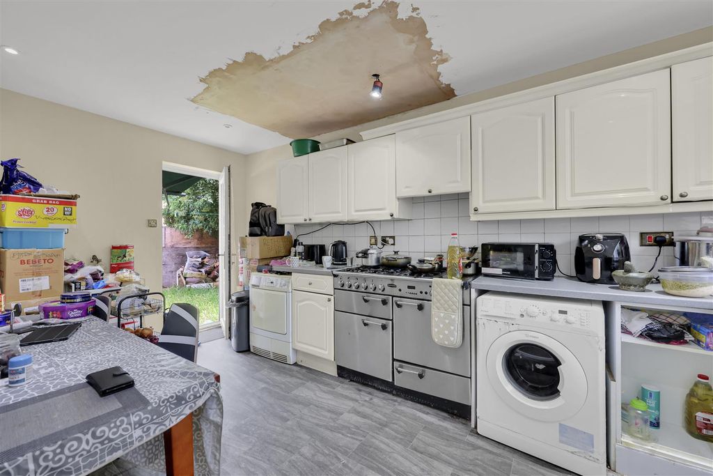 Property photo 3 of 16 3.Jpg