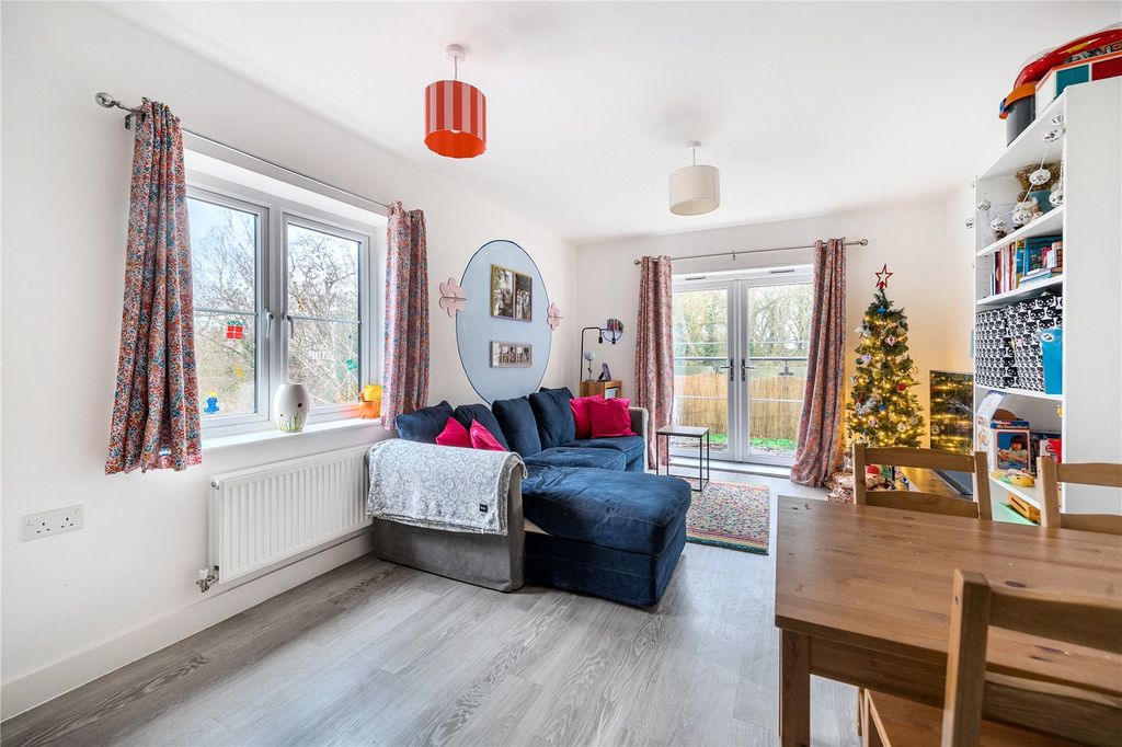 Property photo 3 of 11 Picture No. 07