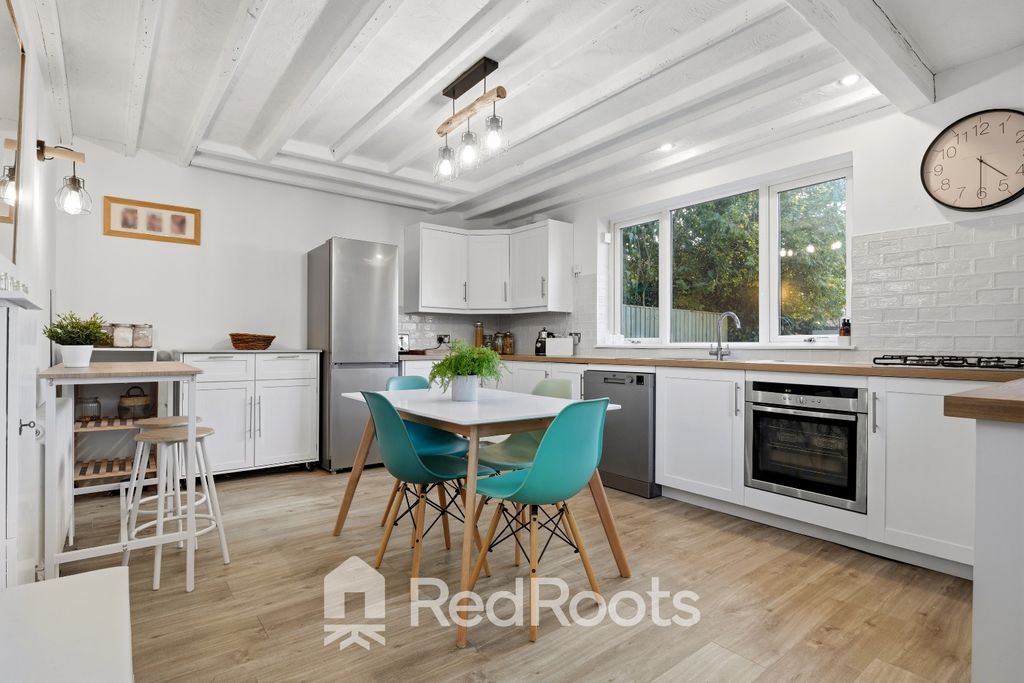 Property photo 2 of 21 4830194