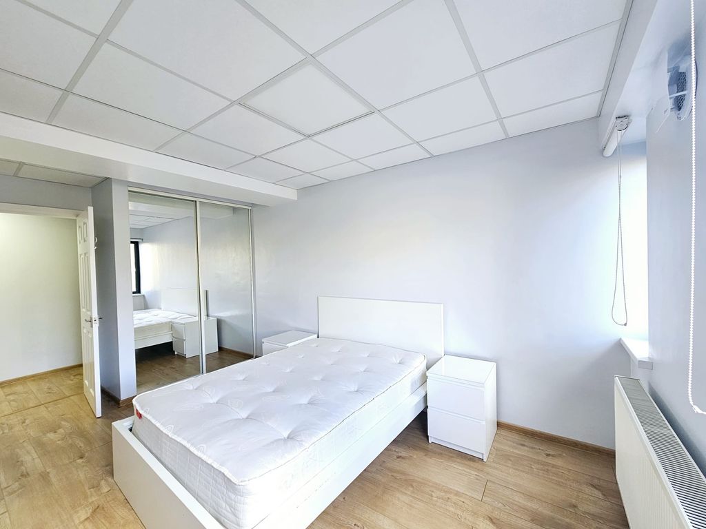 Property photo 3 of 4 Image