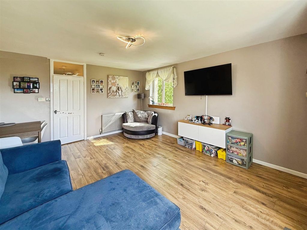Property photo 3 of 13 3.Jpg