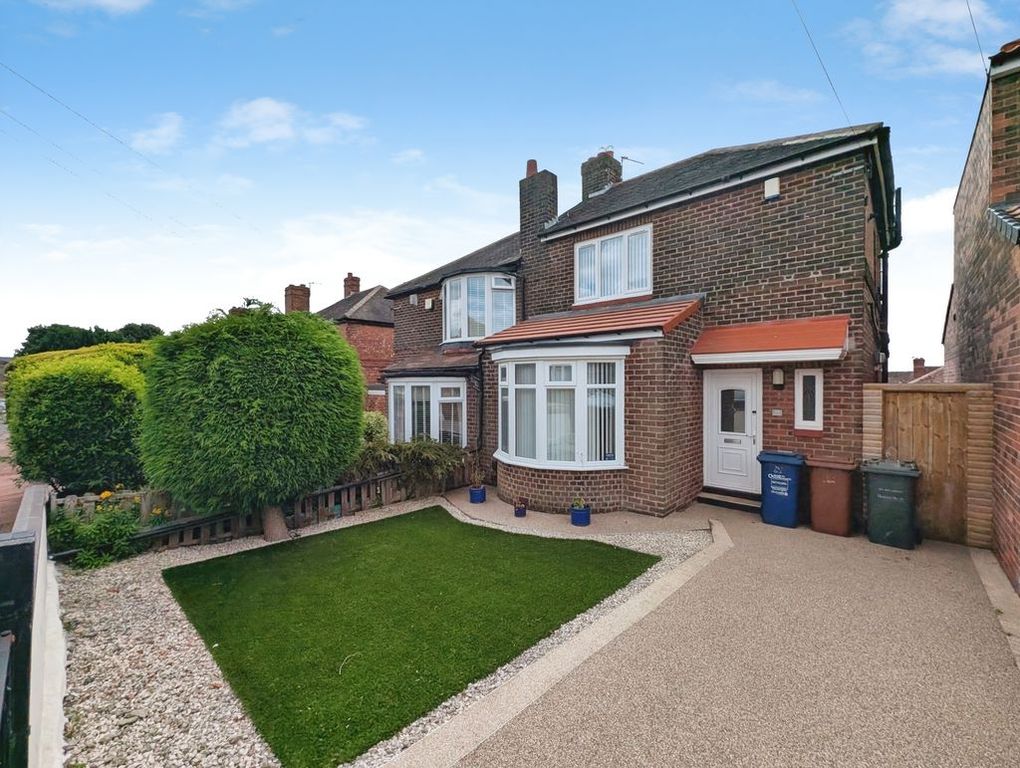 Property photo 1 of 13 Photo 8