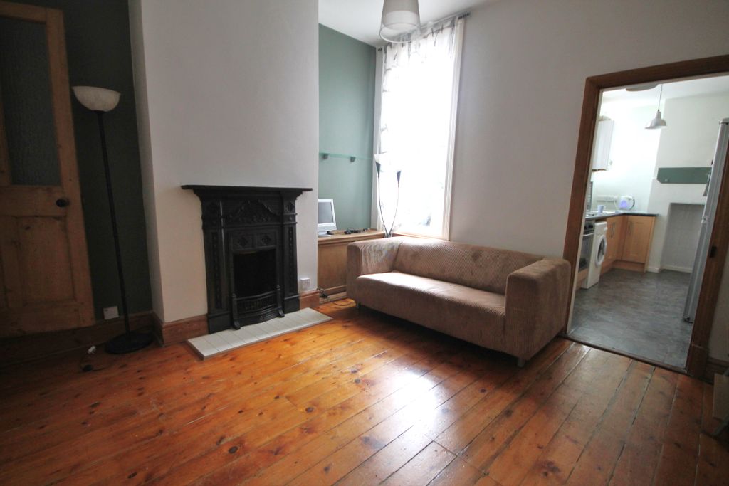 Property photo 2 of 8