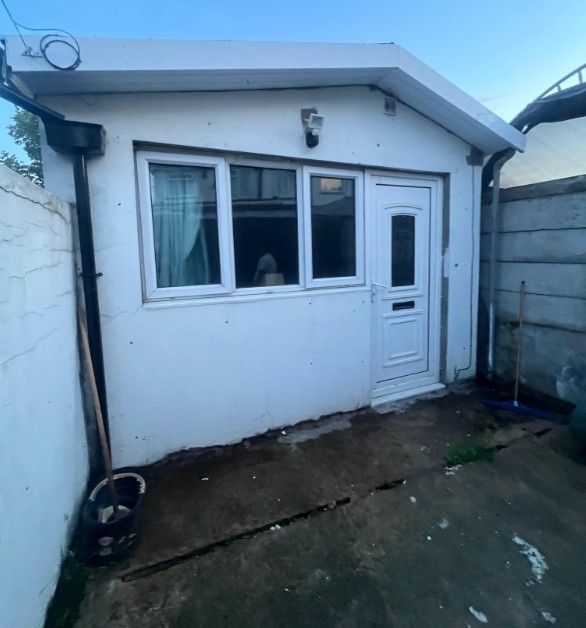 Property photo 1 of 1