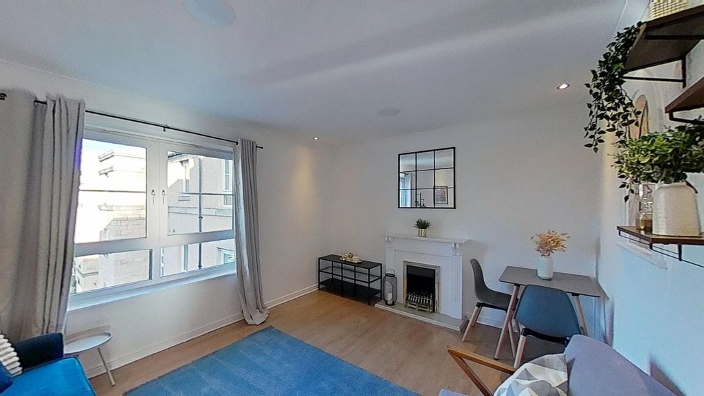 Property photo 1 of 17 Photo 1