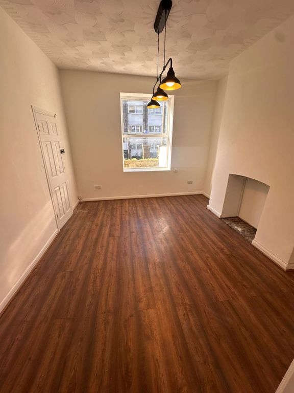 Property photo 1 of 17 Modern 1-Bedroom Flat In Gravesend €“ Da12