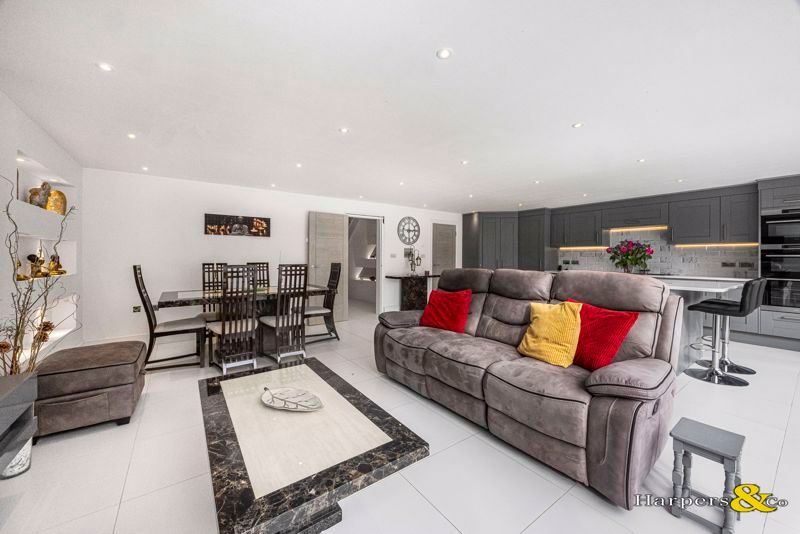 Property photo 3 of 26 Photo 18