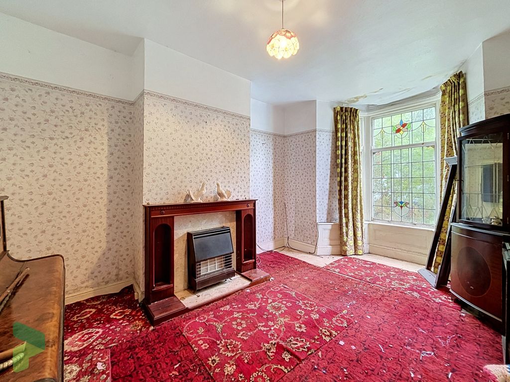 Property photo 1 of 11 Sitting Room