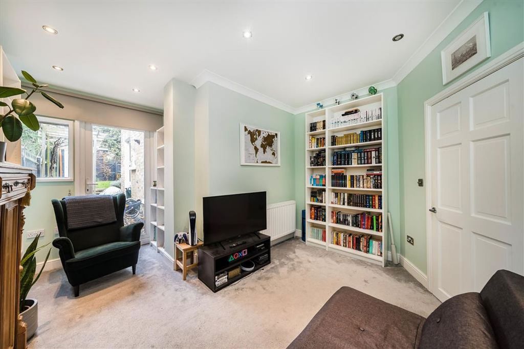 Property photo 3 of 7