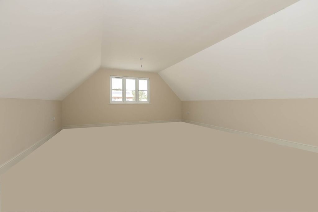 Property photo 3 of 4