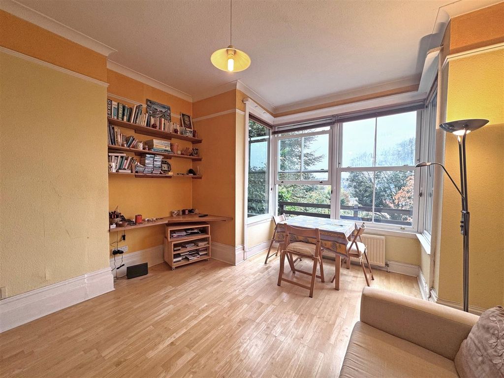 Property photo 2 of 11 11E.Jpg