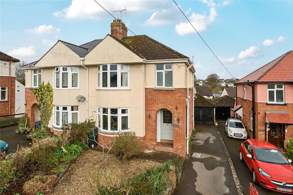 Property photo 1 of 10 Picture No. 30