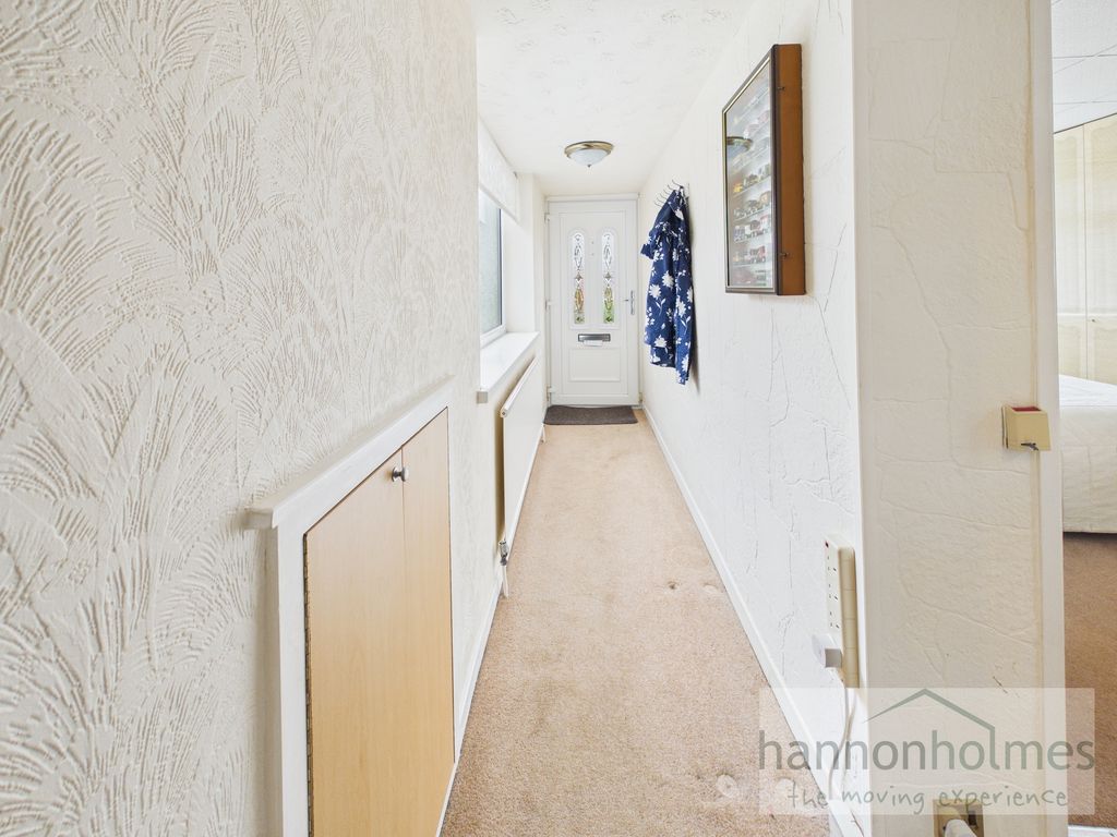 Property photo 2 of 31 Cam05283G0-Pr0159-Still008