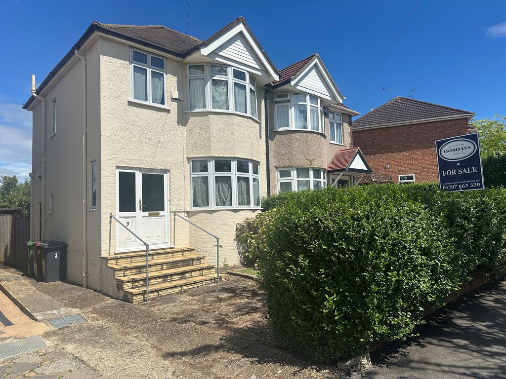 Property photo 1 of 12 5449640