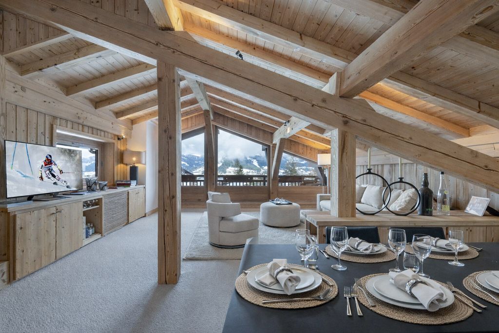 Property photo 3 of 12 Megeve Apartment For
