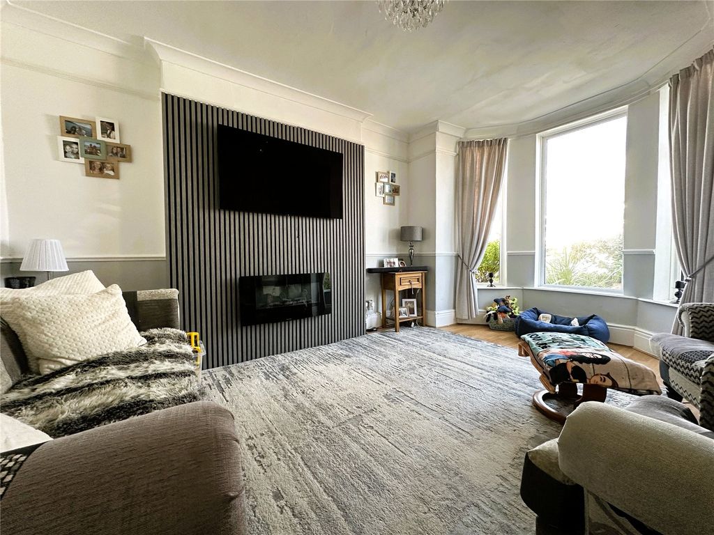 Property photo 2 of 23 Picture No. 37