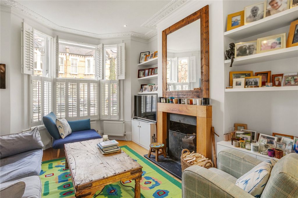 Property photo 3 of 14 Picture No. 17