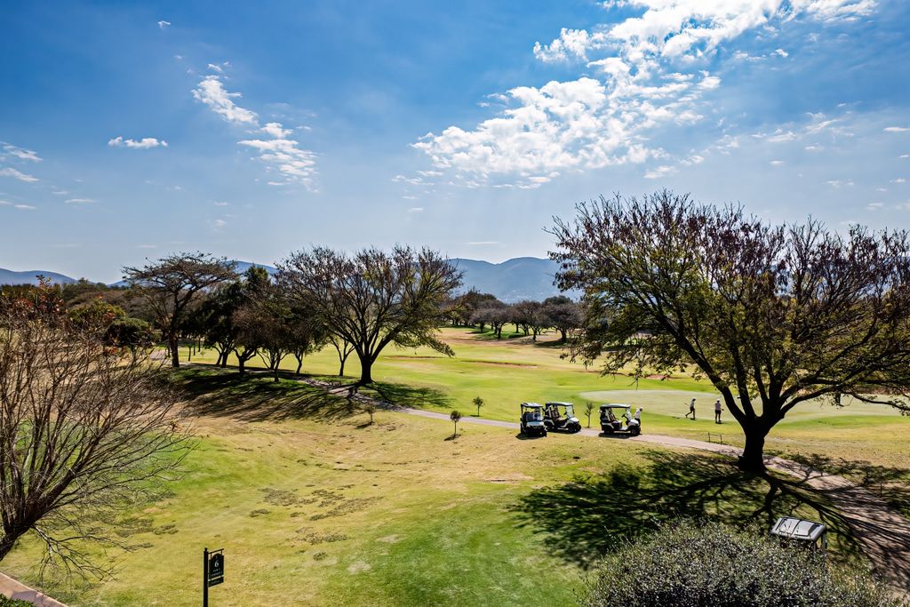Property photo 2 of 47 Golf Course Views
