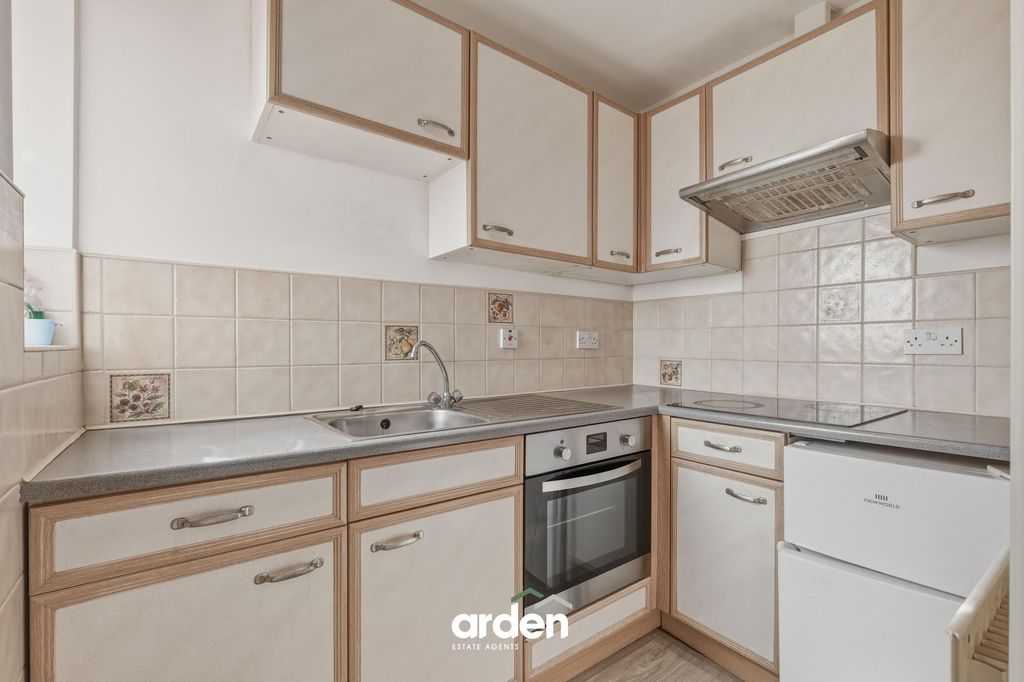 Property photo 3 of 7