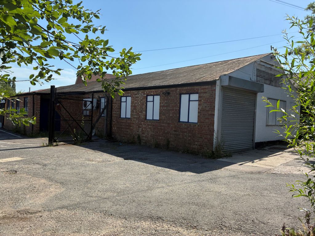 Property photo 1 of 3
