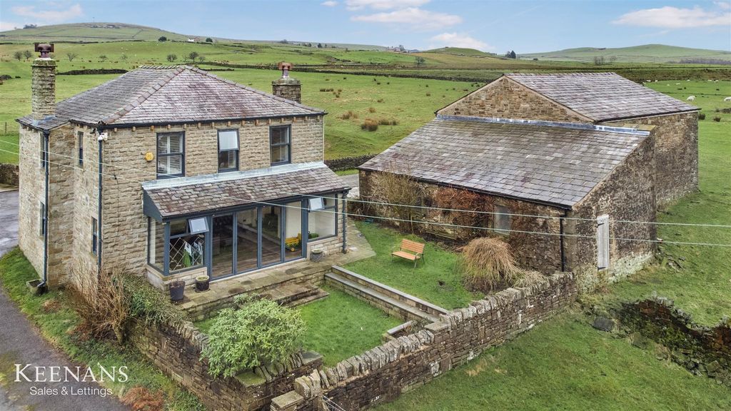 Property photo 2 of 69 2.Jpg