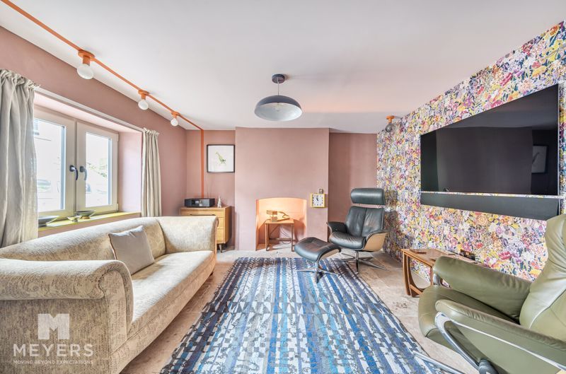 Property photo 3 of 14 Photo 12