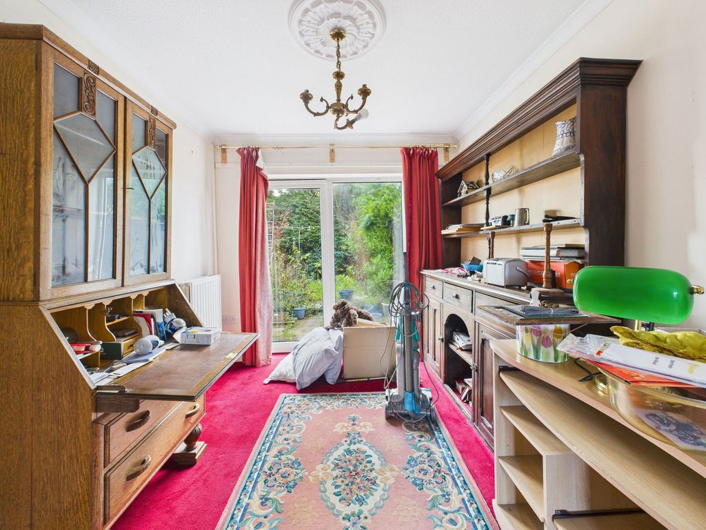 Property photo 3 of 12