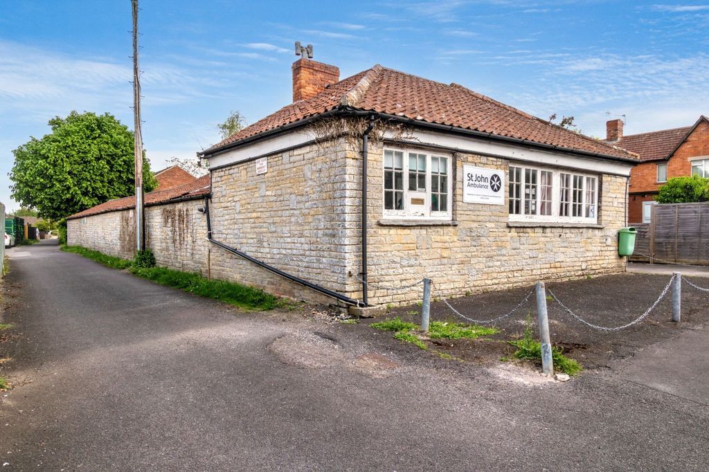 Property photo 3 of 21 St John Ambulance, 5 Park Road, Street Ba16 0Jn