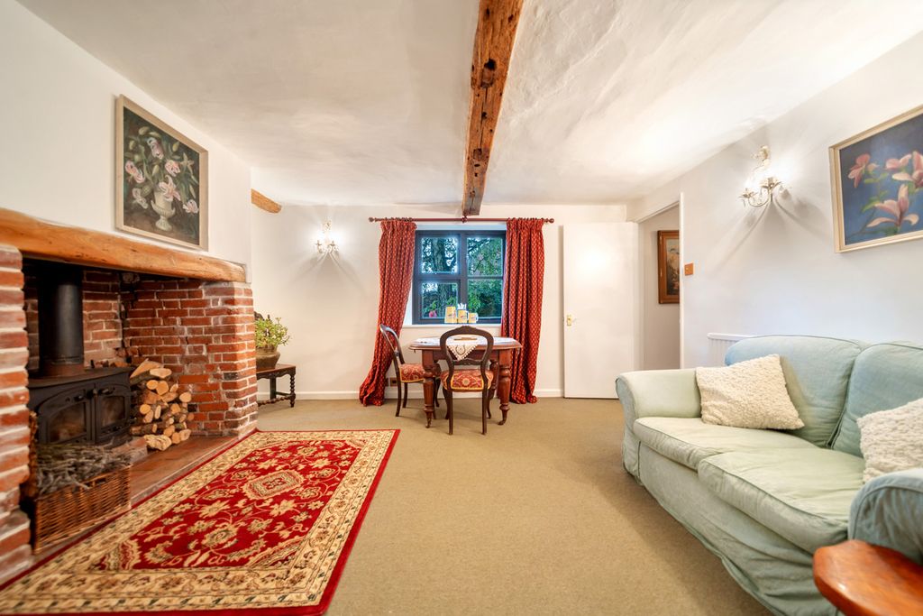 Property photo 3 of 14