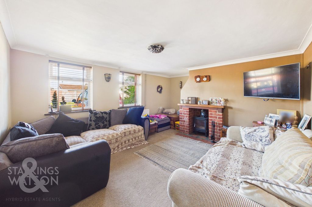 Property photo 2 of 29