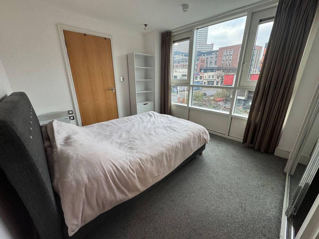 Property photo 3 of 9 Picture No. 04