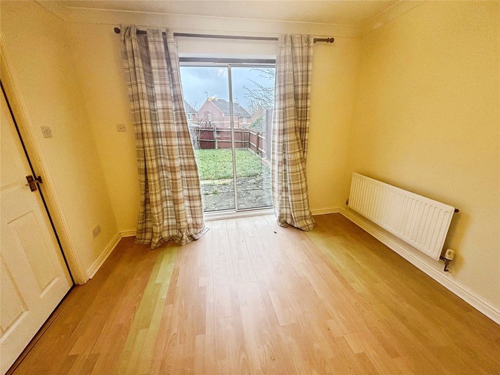 Property photo 3 of 9 Dining Room