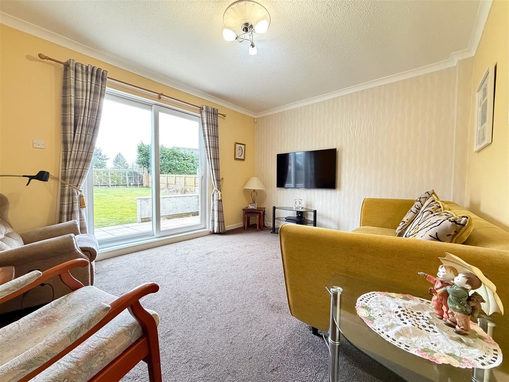 Property photo 3 of 18 Family Room