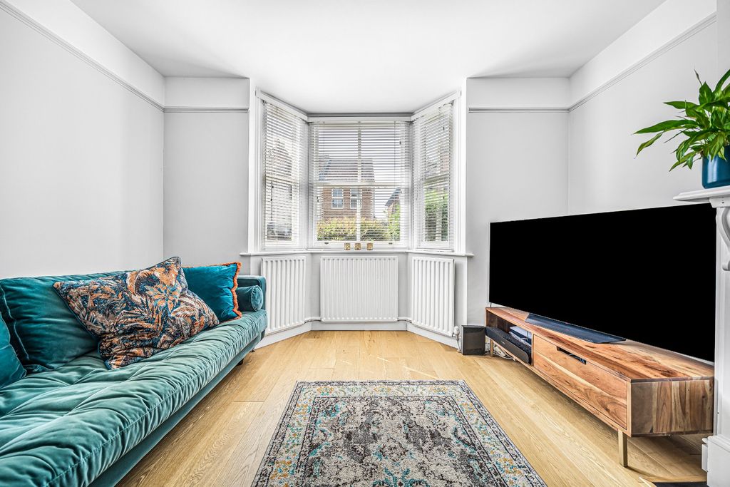 Property photo 2 of 21 Picture No. 10