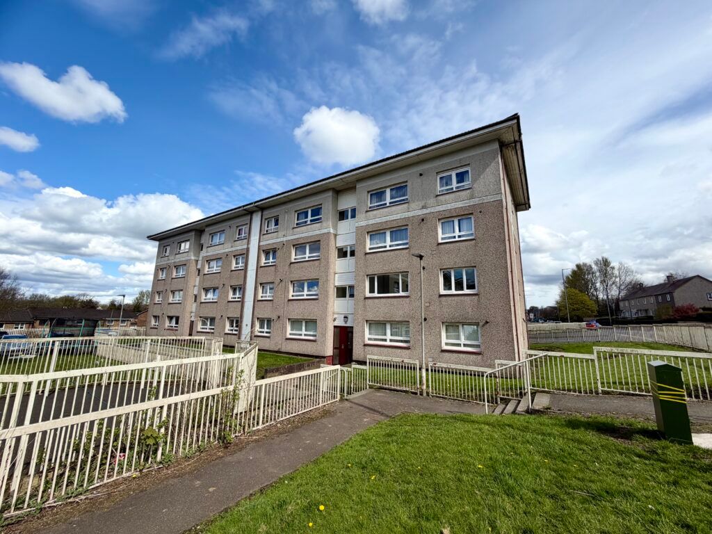 Property photo 1 of 12