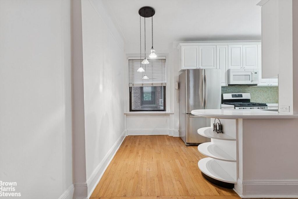 Property photo 3 of 10 <Alttext/>