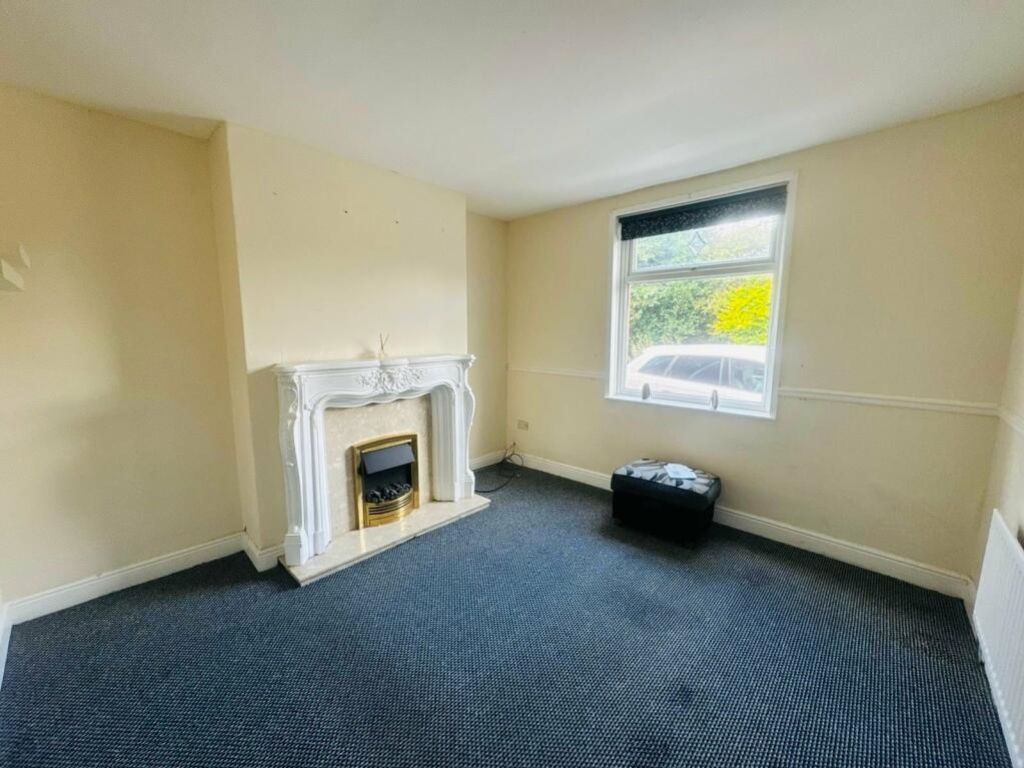 Property photo 3 of 7 4