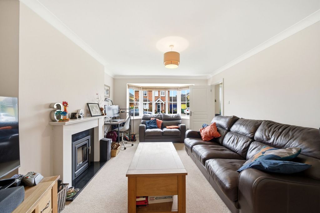 Property photo 3 of 20