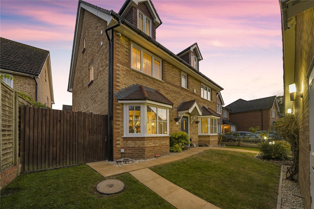 Additional image 58 of 5 bed detached house for saleCortland Close, Crayford, Kent DA1