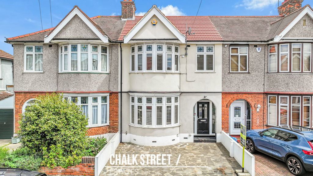 Property photo 1 of 32